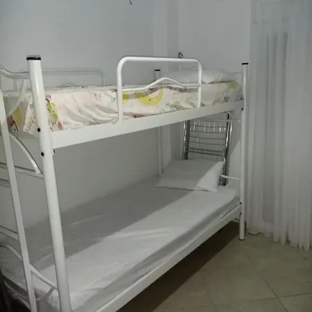 Studios Nea Vrasna Terzis Ξενοδοχείο με διαμερίσματα