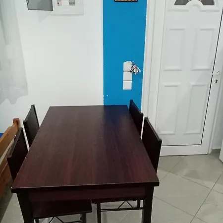 Studios Nea Vrasna Terzis * Βρασνά
