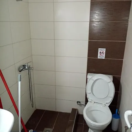 Studios Nea Vrasna Terzis